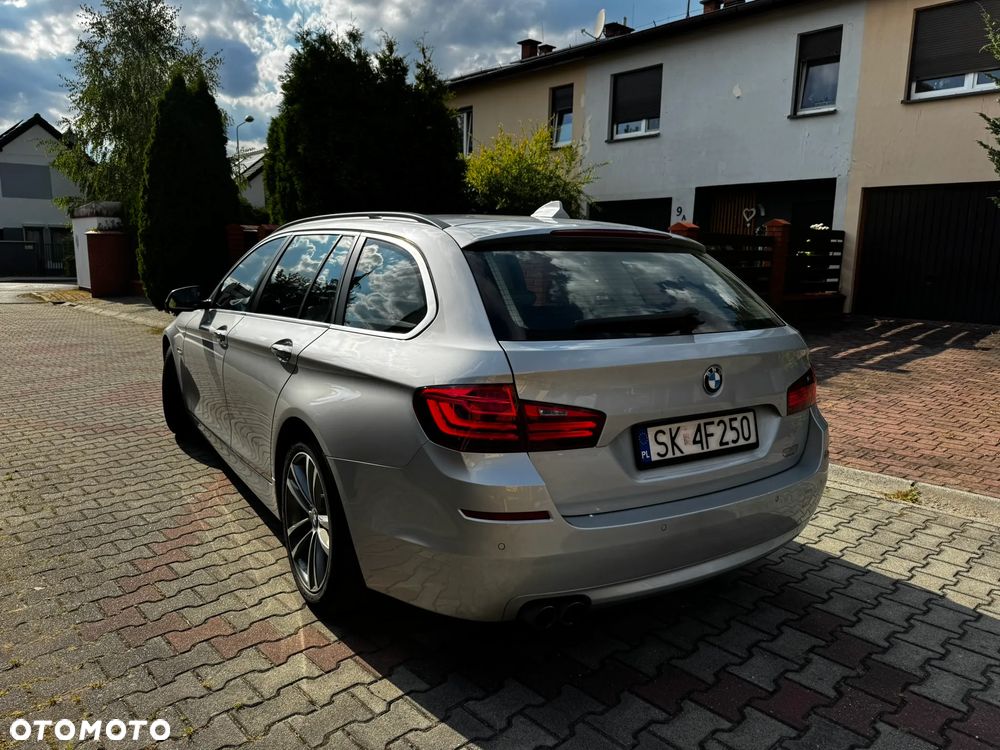 BMW Seria 5 525d xDrive Touring Luxury Line - 6