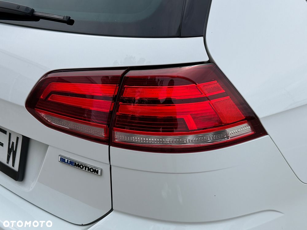 Volkswagen Golf 1.5 TSI BMT Comfortline DSG - 30