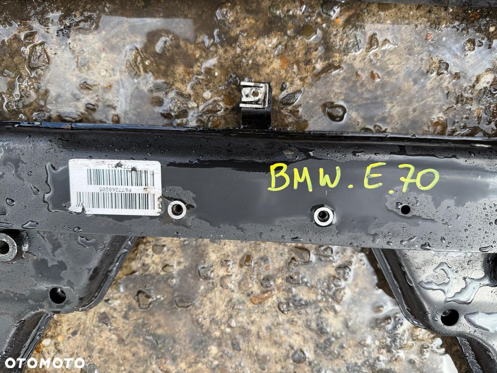 Sanki wózek przód BMW X5 E70 3.0d 677268205 OE - 3
