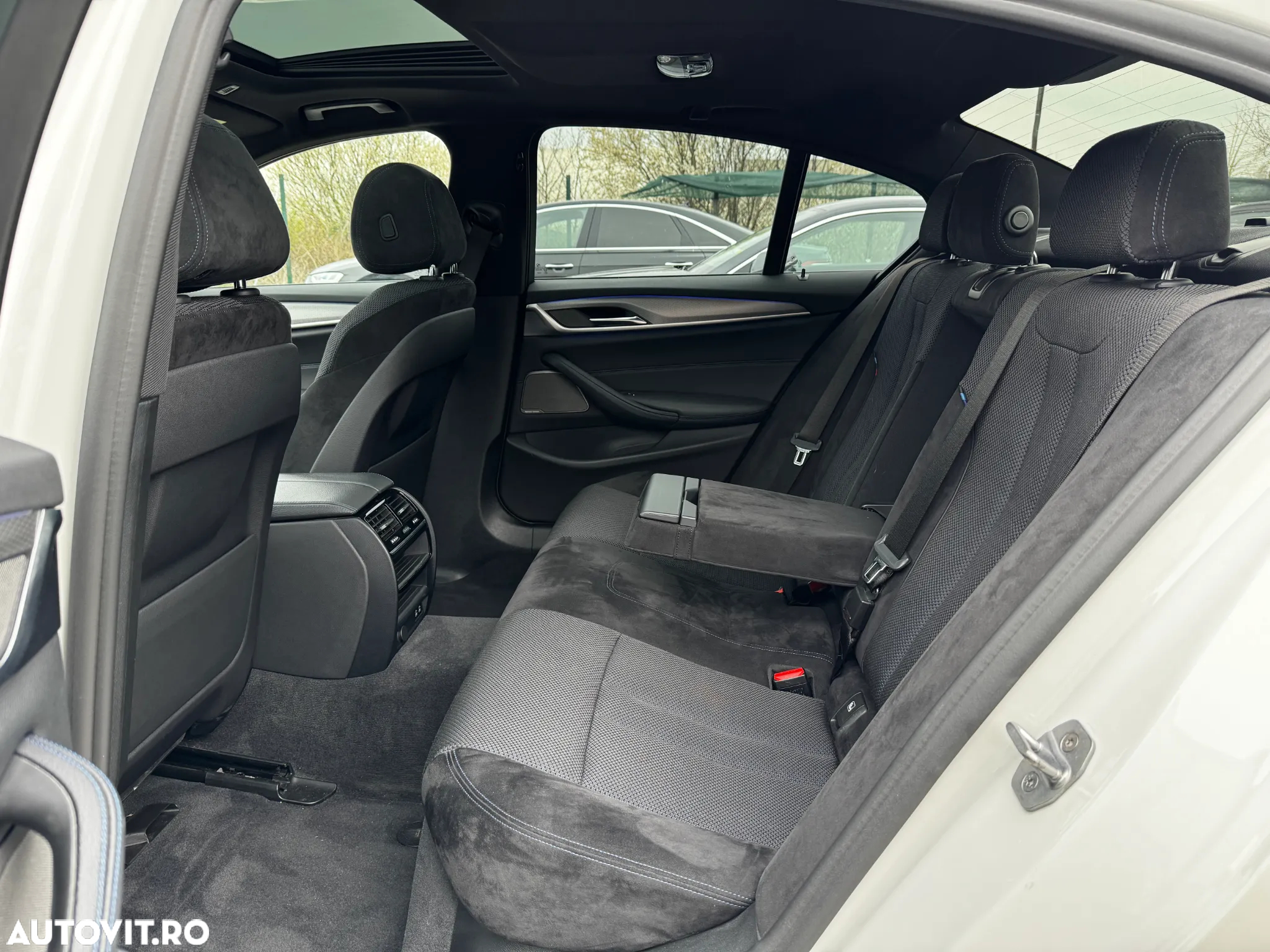 BMW Seria 5 530e xDrive AT PHEV - 18