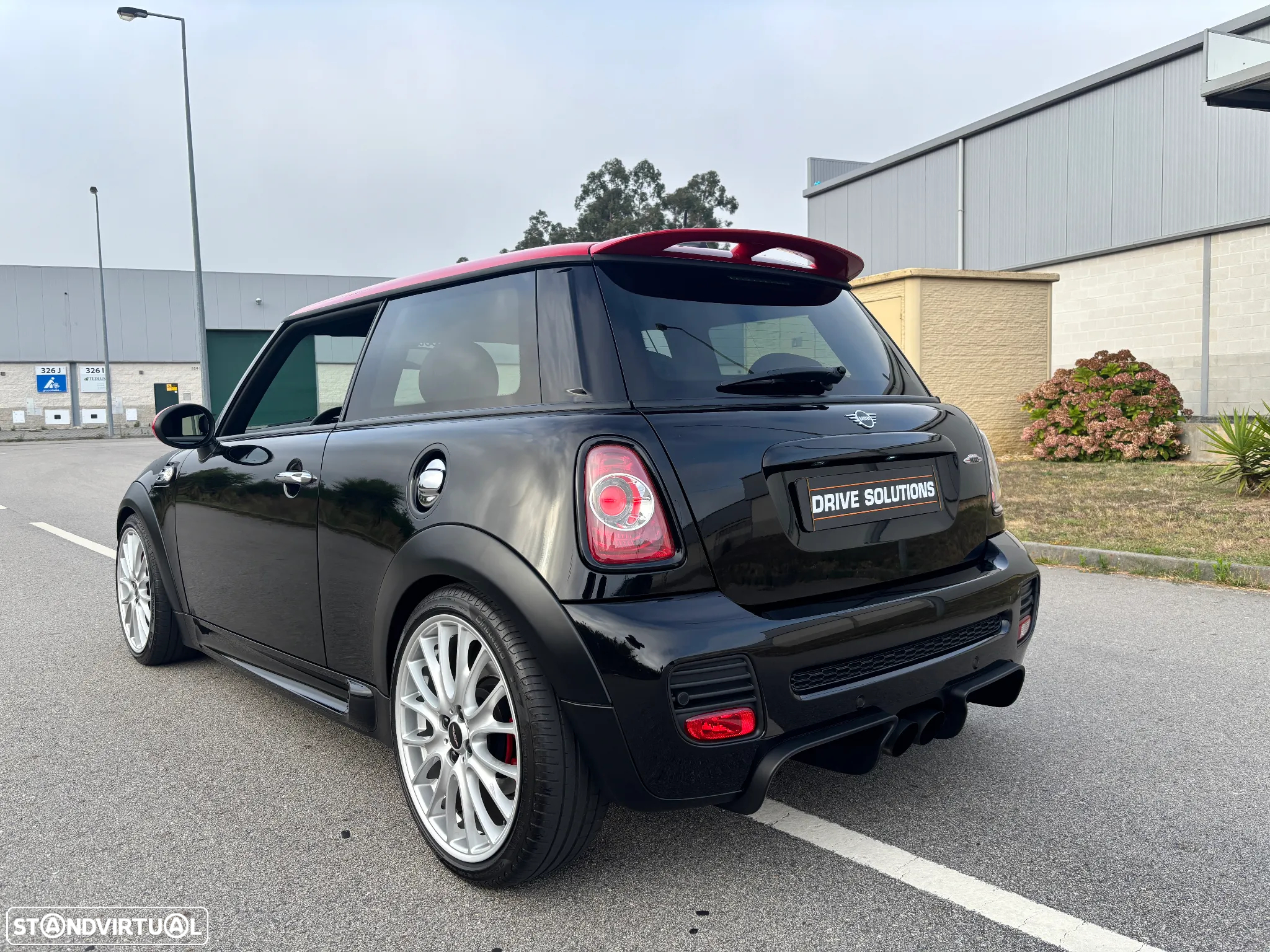 MINI 3 Portas John Cooper Works - 14