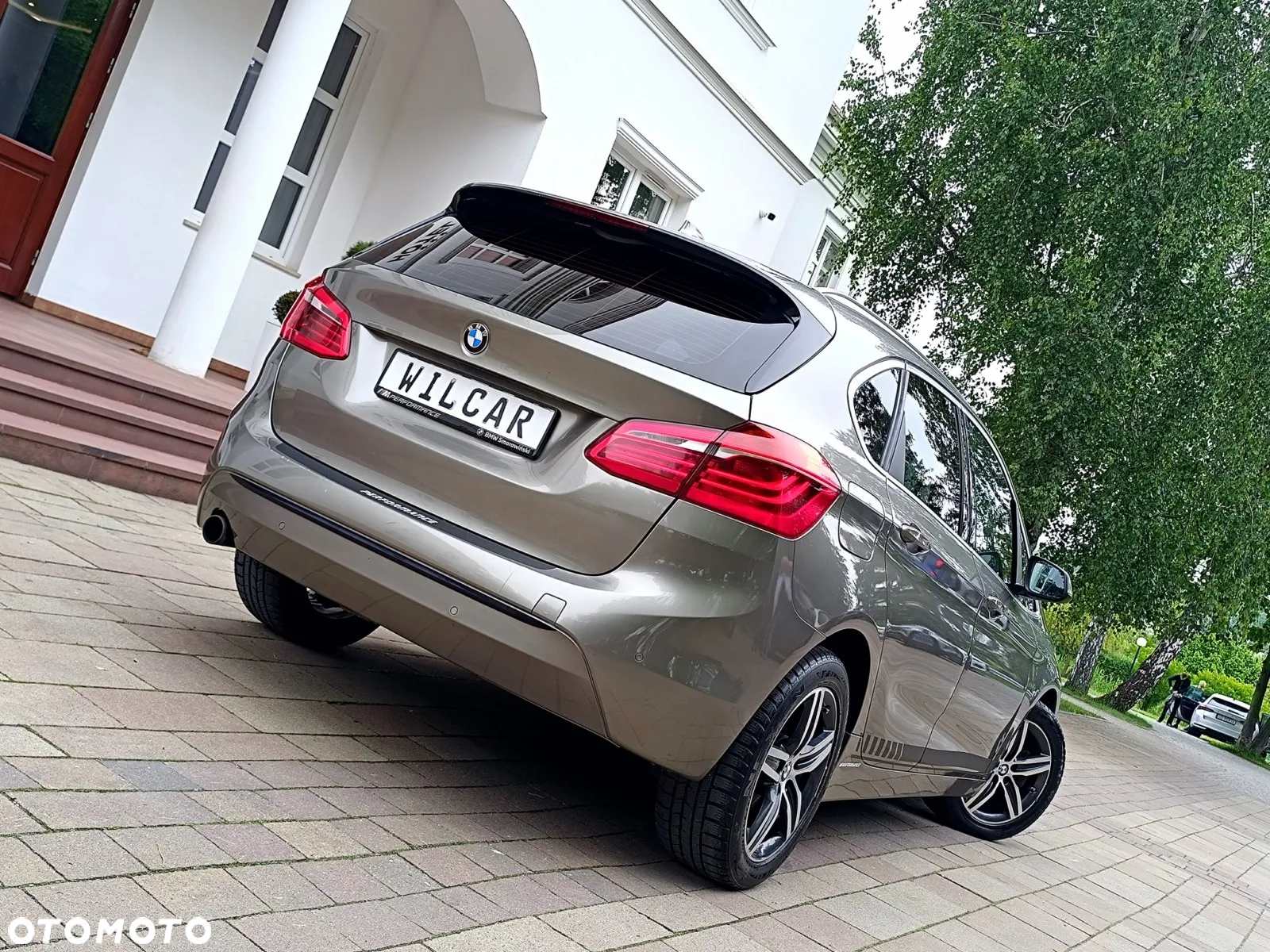 BMW Seria 2 218d Sport Line - 8