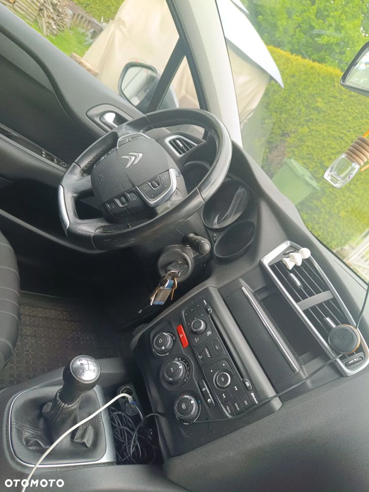 Citroën C4 1.4 VTi Attraction - 11