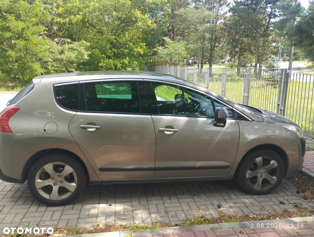 Peugeot 3008 1.6 HDi Premium - 4