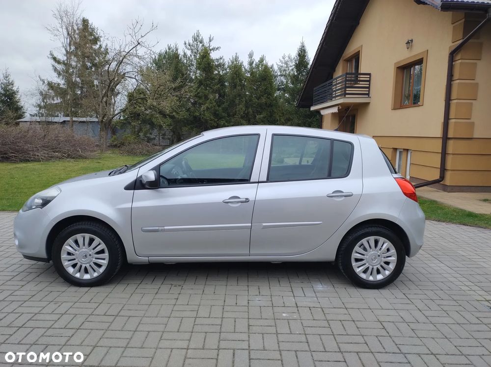 Renault Clio 1.2 16V 75 Dynamique - 4