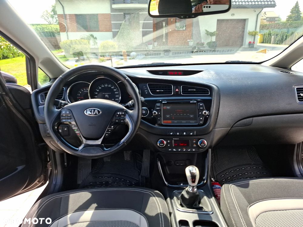 Kia Ceed 1.6 CRDi Spirit - 26