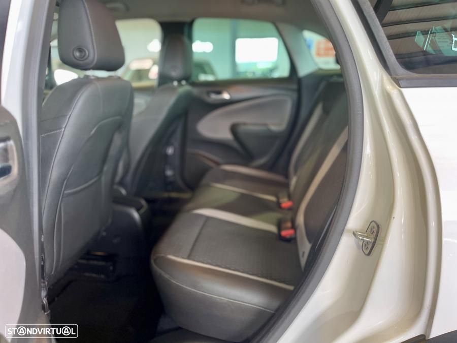 Opel Crossland X 1.2 Innovation - 21