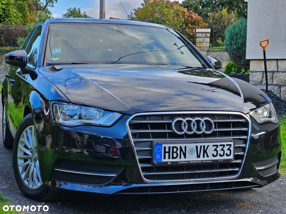 Audi A3 Sportback - 1