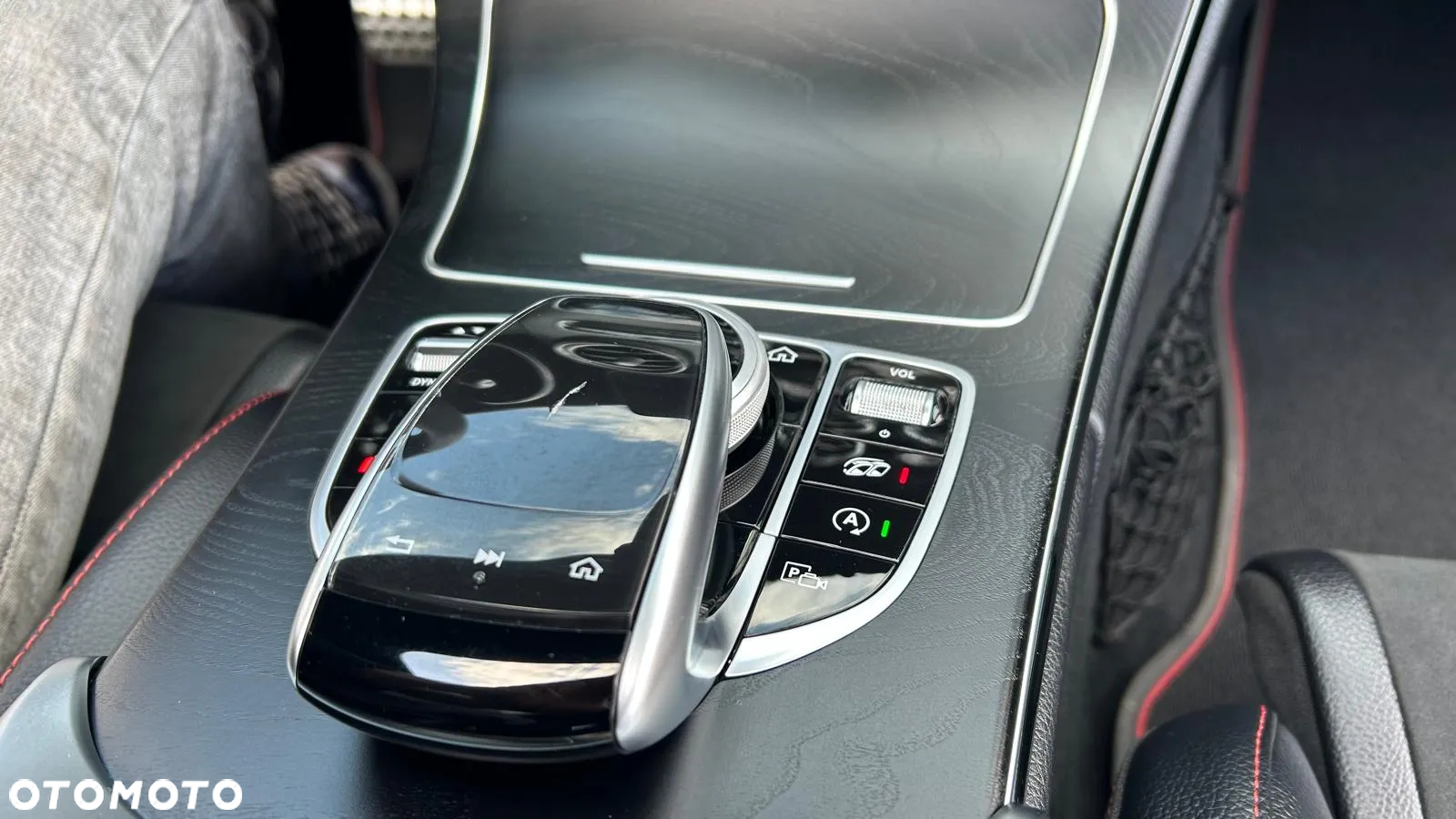 Mercedes-Benz Klasa C AMG 43 Coupe 4Matic AMG Speedshift TCT 9G - 32