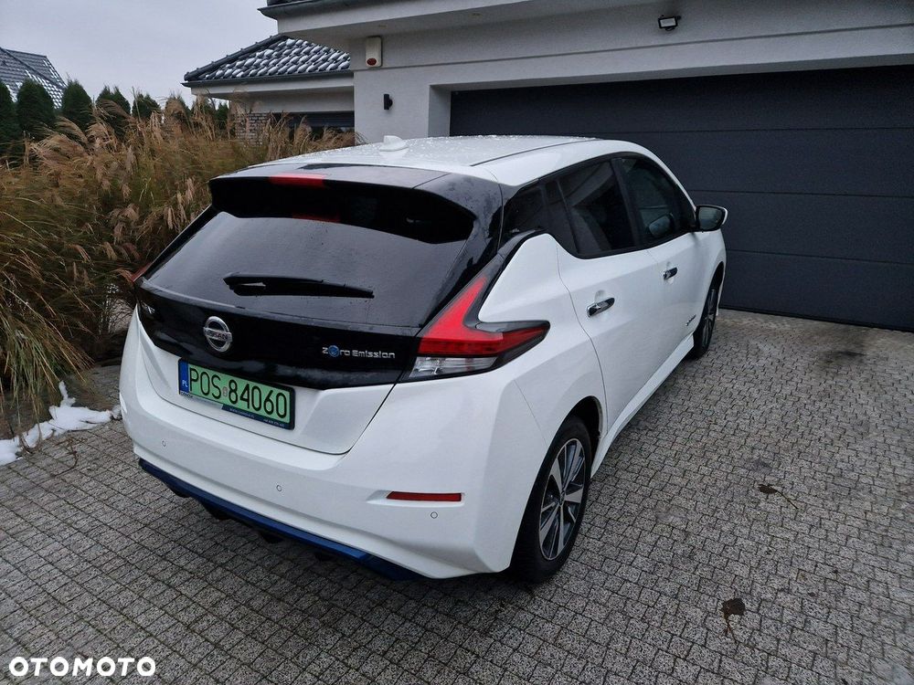 Nissan Leaf - 4