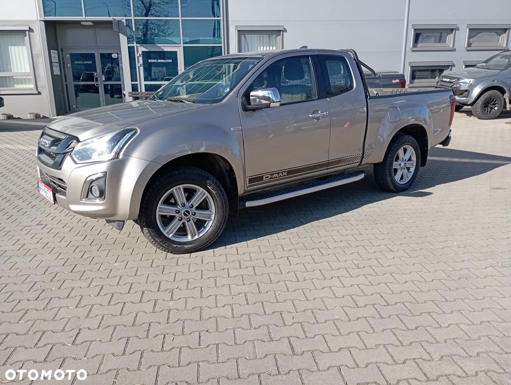 Isuzu D-Max 1.9 EC LS+ - 3