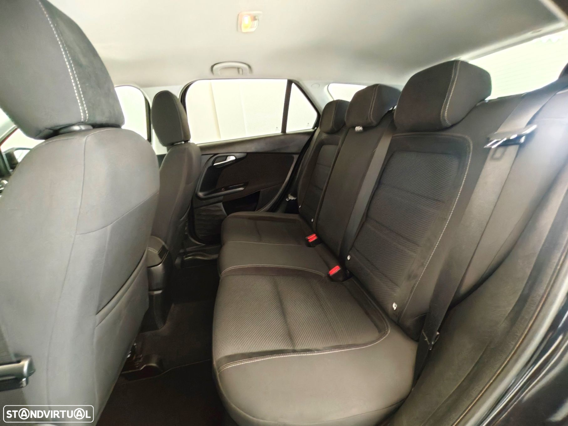 Fiat Tipo Station Wagon 1.6 M-Jet Lounge Tech J17 DCT - 42
