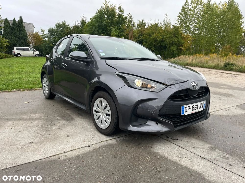 Toyota Yaris 1.5 Comfort - 2