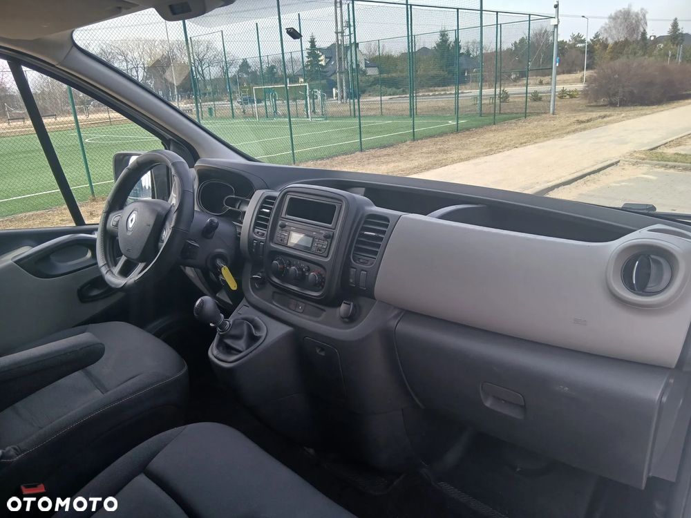 Renault Trafic - 15