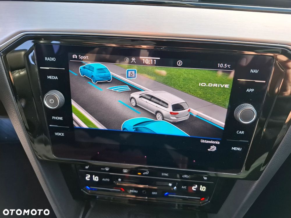 Volkswagen Passat Variant 1.5 TSI EVO Elegance DSG - 27