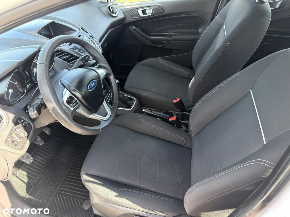 Ford Fiesta 1.5 TDCi Celebration - 17