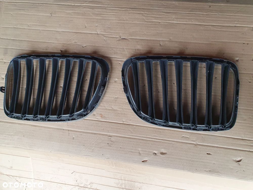 BMW X3 F25 F26 KRATKA ZDERZAK PRAWY/LEWY PRZÓD komplet 10627110 - 4