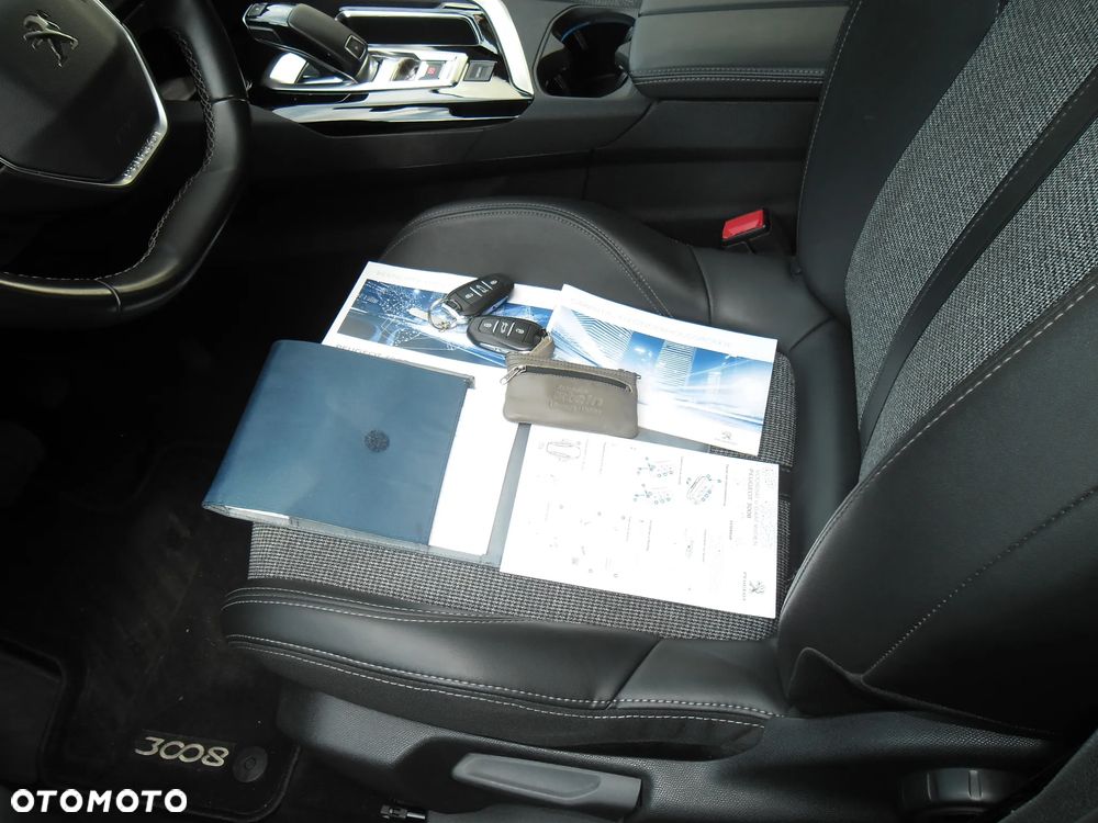 Peugeot 3008 BlueHDi 130 Stop & Start EAT8 Allure Business-Paket - 24