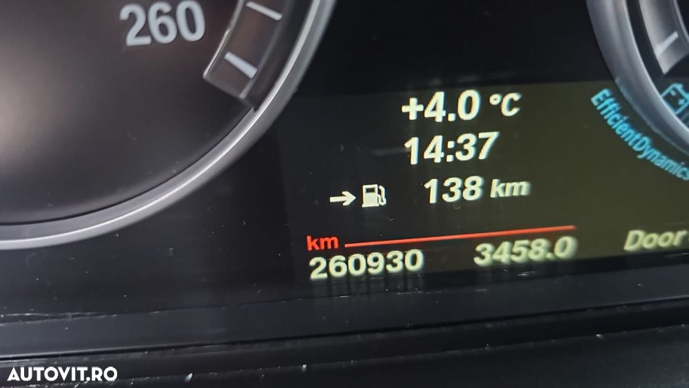 BMW Seria 5 520d Aut. - 13