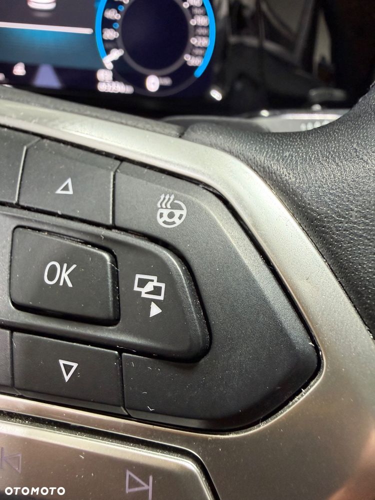 Volkswagen Golf - 23