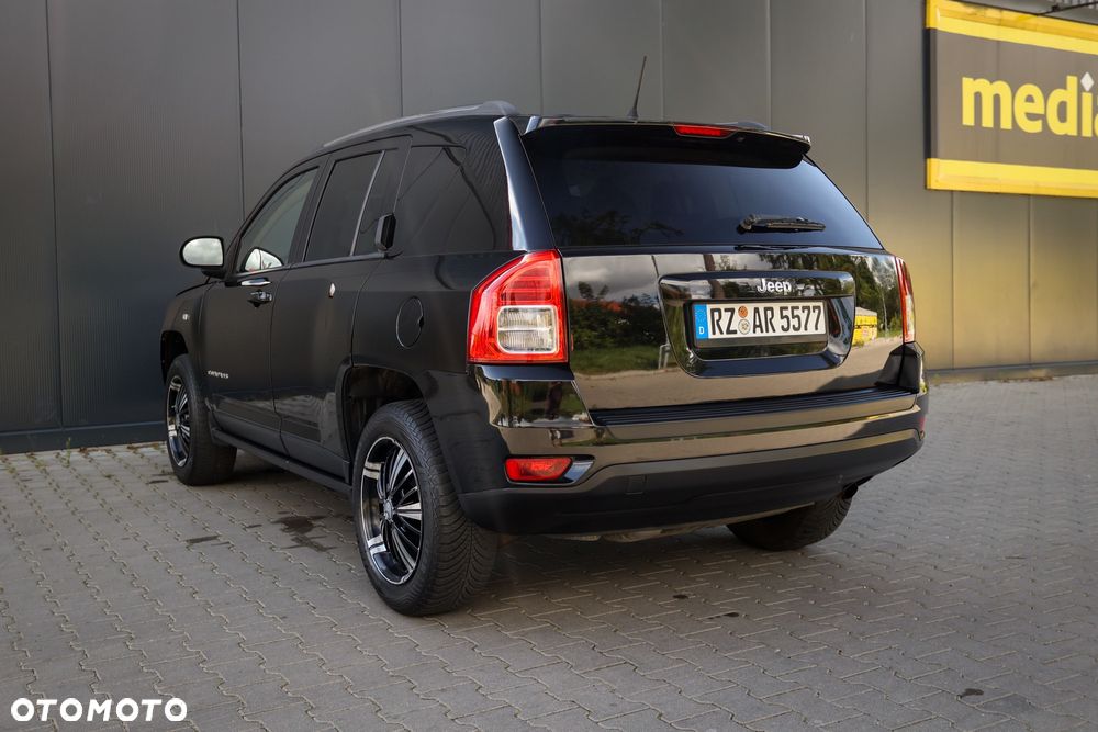 Jeep Compass 2.4I 4x4 Sport - 12