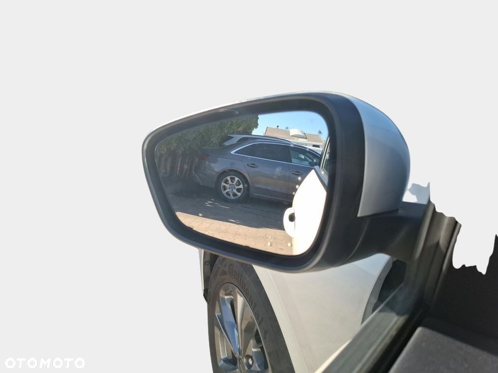 Ford Kuga - 24