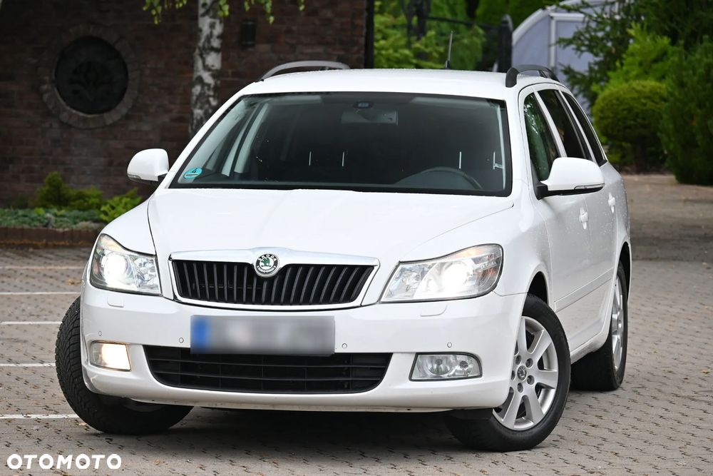 Skoda Octavia 2.0 TDI DSG Laurin & Klement - 2