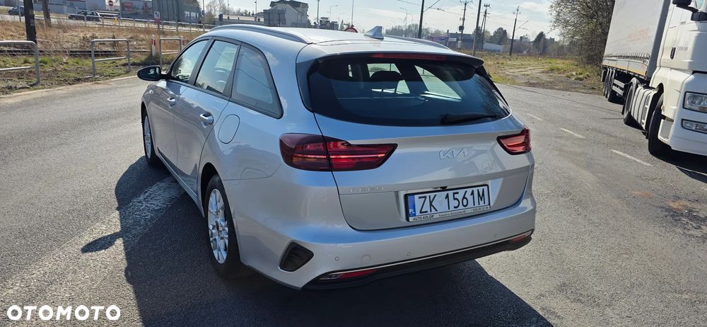 Kia Ceed 1.0 T-GDI ISG Dream-Team Edition - 8