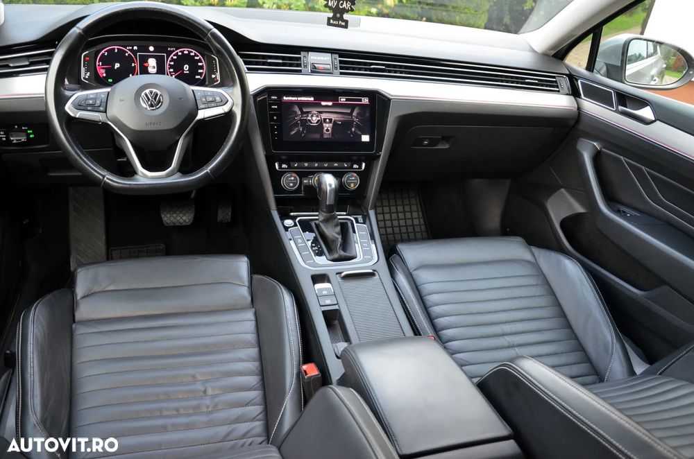 Volkswagen Passat - 27