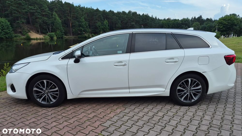 Toyota Avensis 2.0 D-4D Active Business - 3