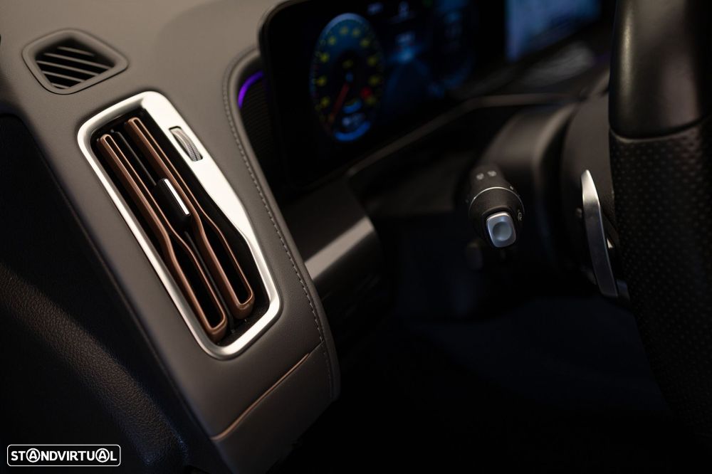 Mercedes-Benz EQC 400 4Matic AMG Line - 12