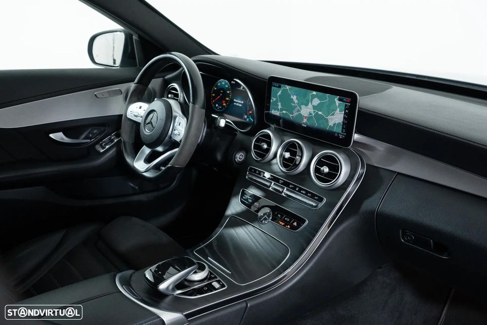 Mercedes-Benz C 300 e AMG Line - 26