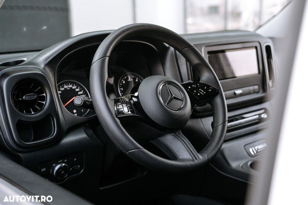 Mercedes-Benz Vito - 25