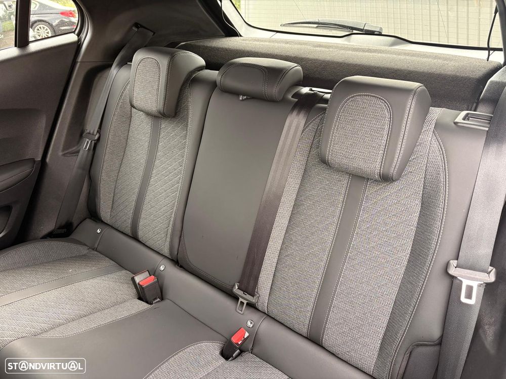 Peugeot 2008 PureTech 100 Allure - 9