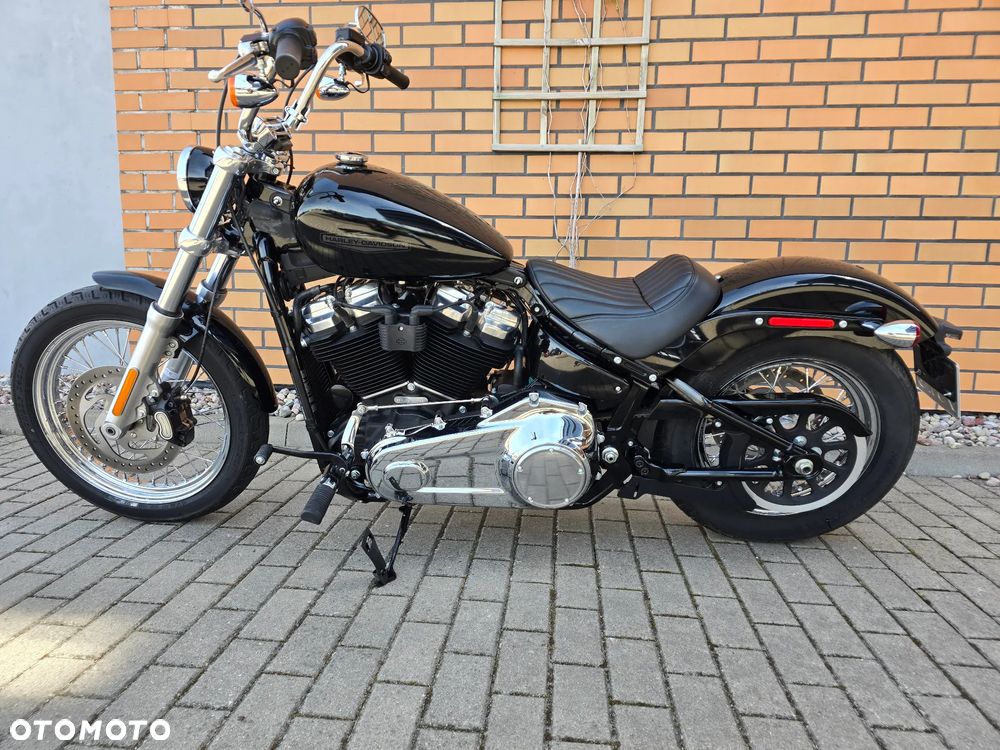 Harley-Davidson Softail Standard - 11