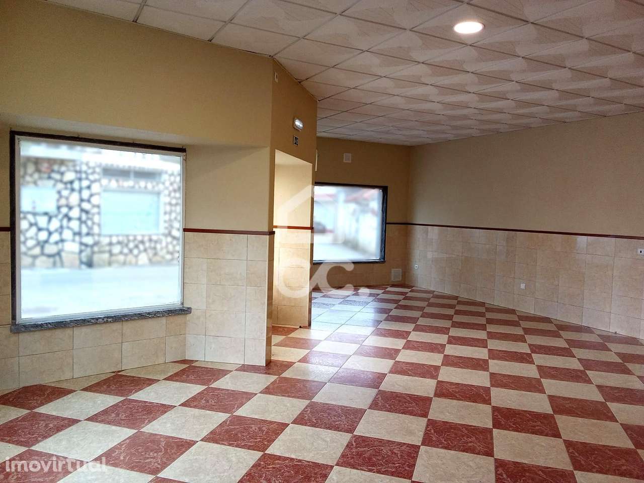 Espaço Comercial para Arrendamento no Bombarral – Delgada - Grande imagem: 2/6