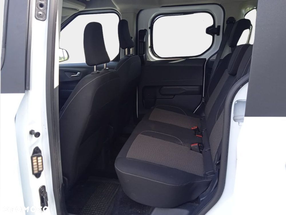 Ford Tourneo Courier 1.0 EcoBoost Trend - 33