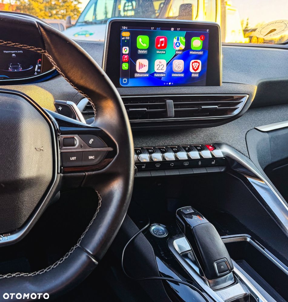 Peugeot 5008 PureTech 130 EAT6 Allure - 11