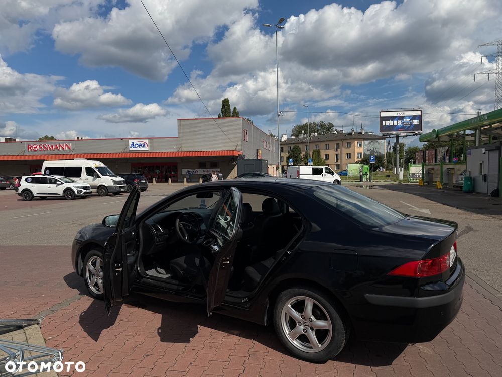 Honda Accord 2.0 Comfort - 19
