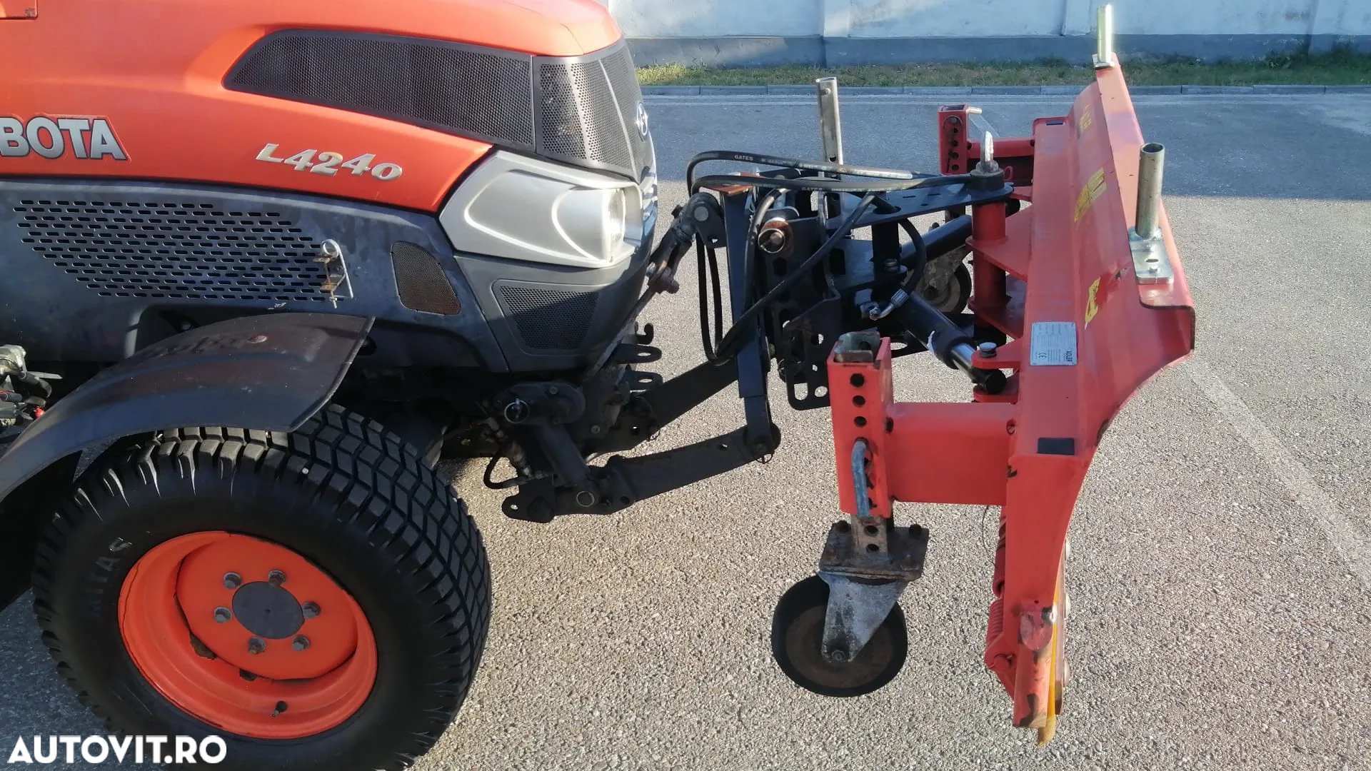 Kubota L 4240 Tractor ingust/viticol/fructifer/comunal/Narrow spaces tractor, TOP !!! - 10