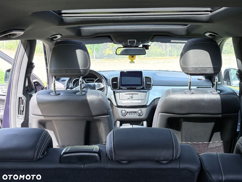 Mercedes-Benz GLS - 10