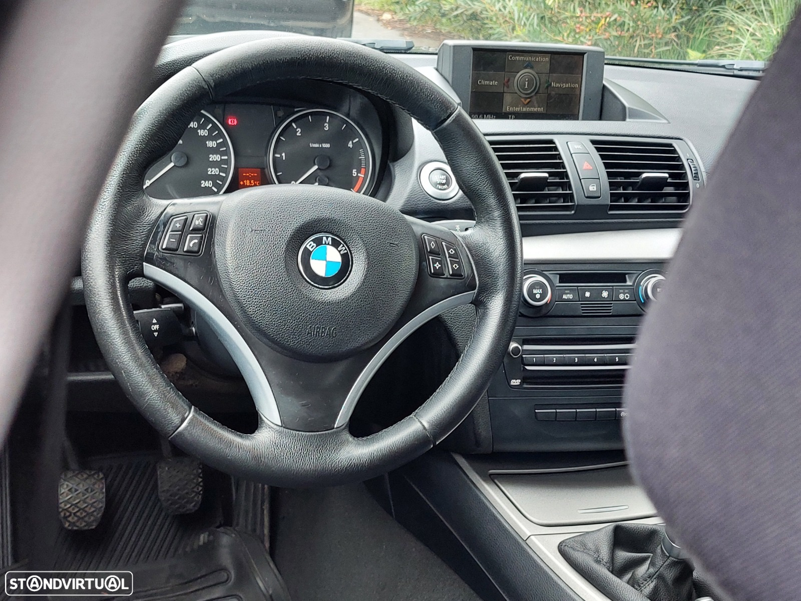 BMW 118 d Sport Line - 9