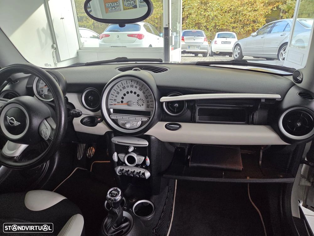 MINI Coupé Cooper S - 8