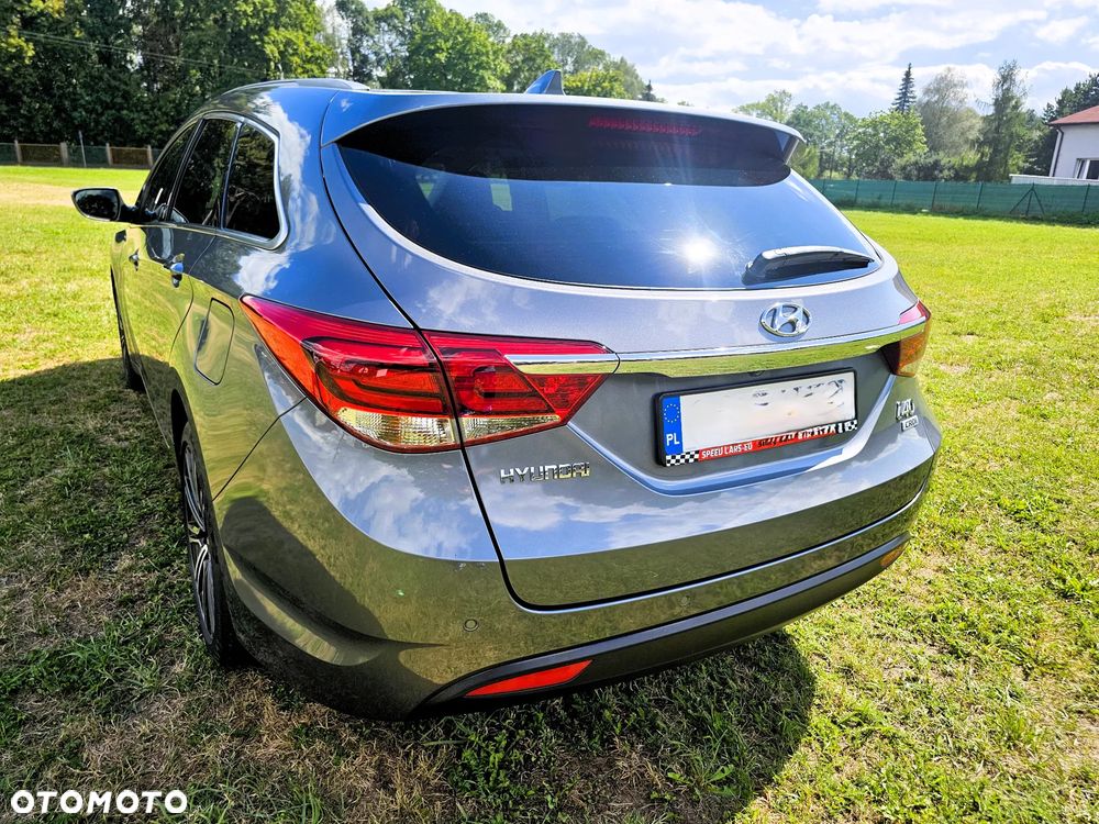Hyundai i40 Kombi 1.7 CRDi Premium - 14