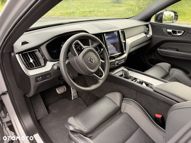 Volvo XC 60 B5 D AWD Geartronic RDesign - 21