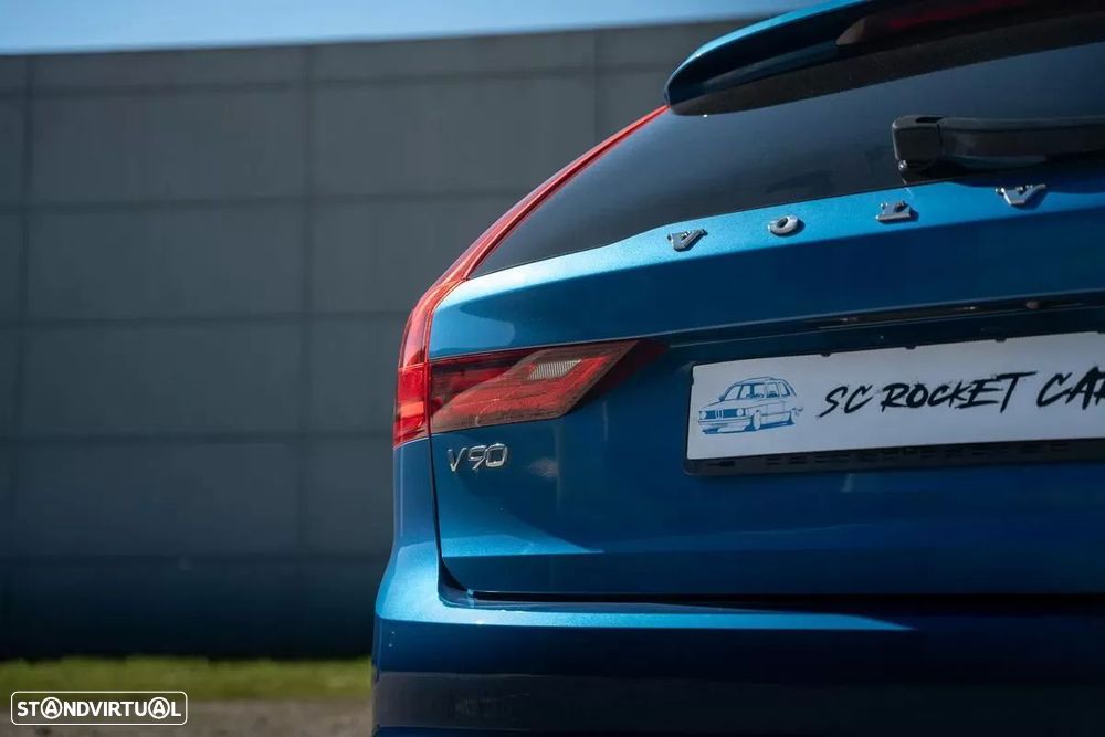 Volvo V90 D3 R Design - 32