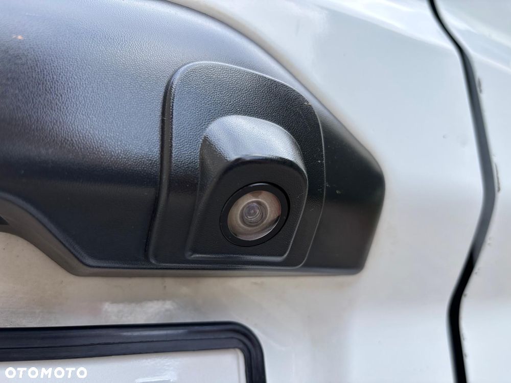 Ford TRANSIT CONNECT - 13