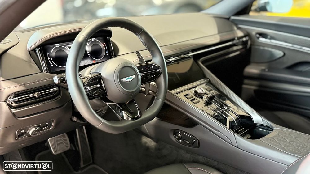 Aston Martin DB12 Coupé V8 Auto - 18