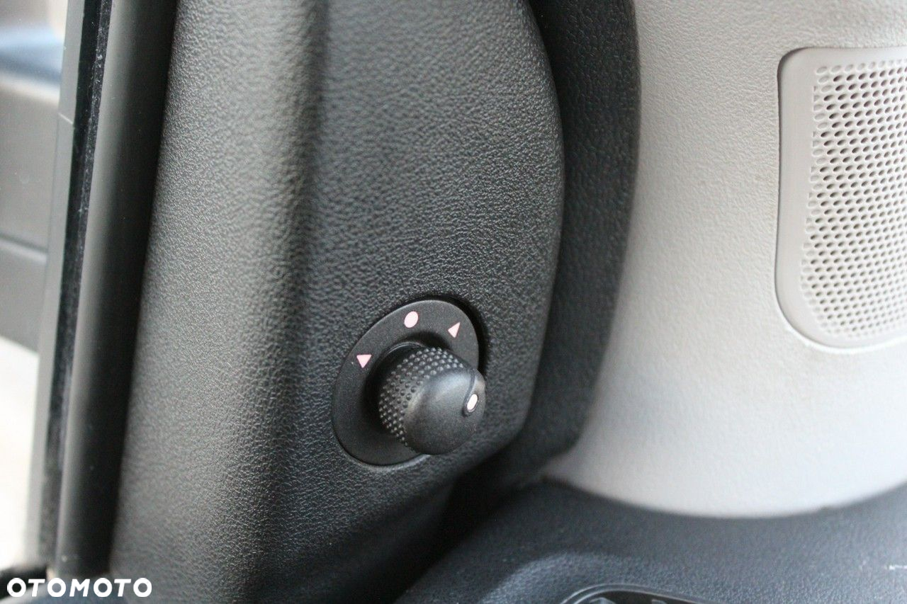 Fiat Doblo - 16