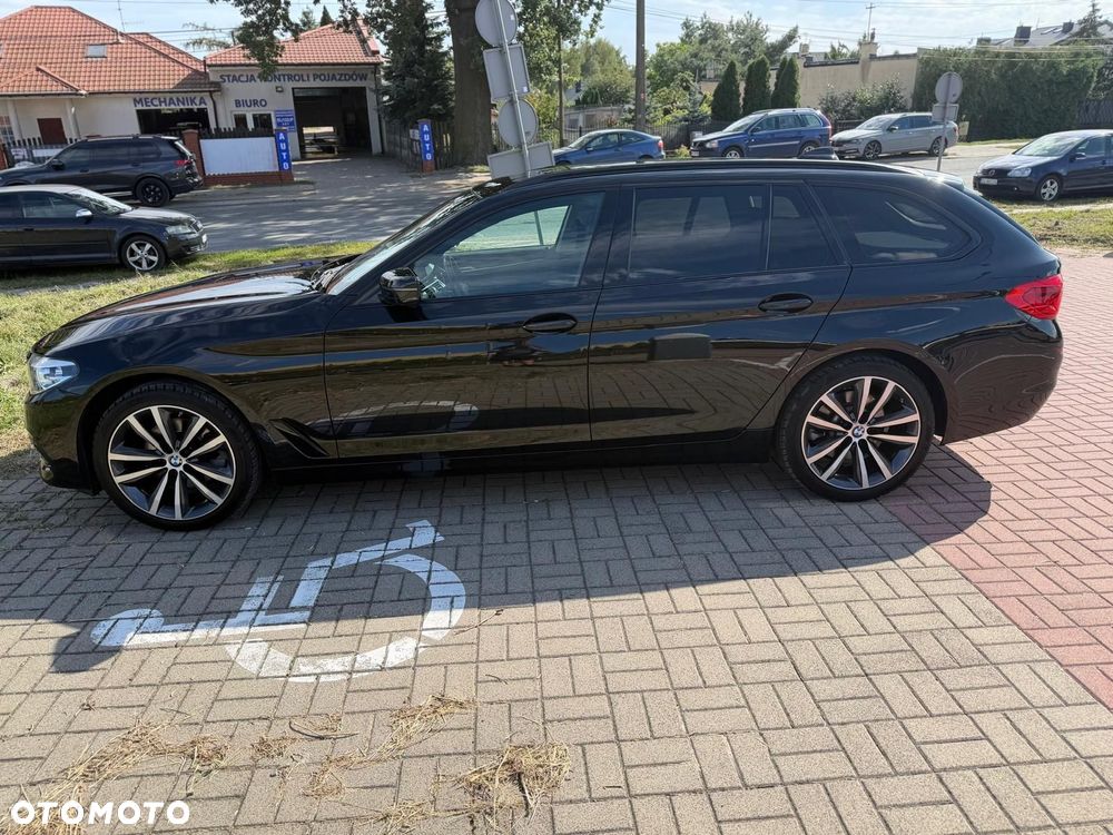 BMW Seria 5 520d xDrive - 2